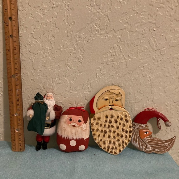 17 Vintage Christmas Santa Decorations/Ornaments Ceramic, Wooden & Hand Painted - Picture 14 of 16